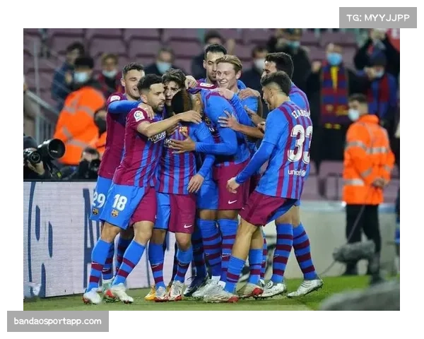 巴萨对阵埃尔切控球率罕见落后 中场佩德里缺阵影响体系运转 巴萨对阵埃尔切控球率罕见落后 中场佩德里缺阵影响体系运转