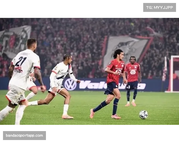 巴黎圣日耳曼攻防转换速度提升 巴尔科拉直塞助攻显价值