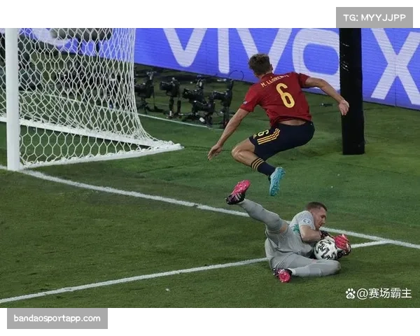 小图拉姆越位进球被吹体现进攻体系细节仍需完善 小图拉姆越位进球被吹体现进攻体系细节仍需完善